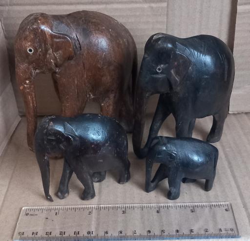 Buy & Sell Merseyside Saint Helens - Photos for collection of vintage carved wooden elephants