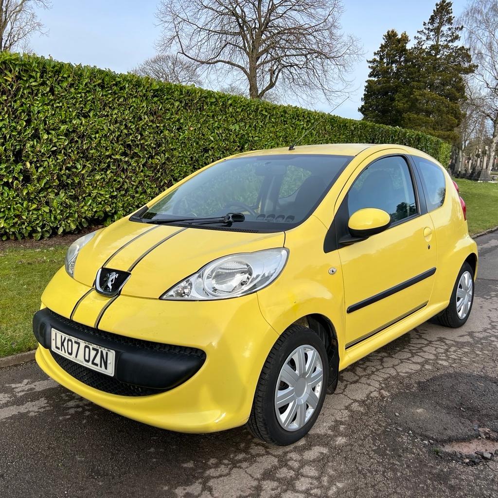 Hi All, Automatic Peugeot Urban 107, Drives Excellent, Gearbox Smooth, 2 Keys, Full Service History, Valid Mot, HPI Clear, New Tyres, 5 Owners From New, In Very Good Condition Inside And Out, Very Well Maintained, £20 Tax,

ULEZ/ Clean Air Zone Exempt, Central Locking, Electric Windows, Aux/Cd, Air Conditioning, Full Spare Wheel, Power Steering, Yellow

£2450 Ono. Nationwide Delivery Available.
Thank You For Looking.