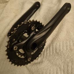 Deore Crankset x2 speed In real good condition just needs new stickers for it ( I planned to use it with out) haven't used it yet so... Yes you can buy them else where for £40/50 used so go buy that one then.
38t/24t
Can post for extra..