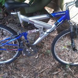 MOUNTAIN BIKE   JUST NEED   PUMP UP TYPES AND OILS THE CHAIN GOOD WORKING ORDER CALL ME OR TEXT  NEARTEST OFFER