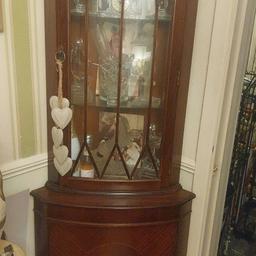 Italian carved wooden corner cabinet in excellent condition selling due to the lack of space. For direct phone number contact. Please contact me VIA Advert BUYER COLLECTS PLEASE CASH ON COLLECTION B66. THIS ITEM IS COLLECTION ONLY...