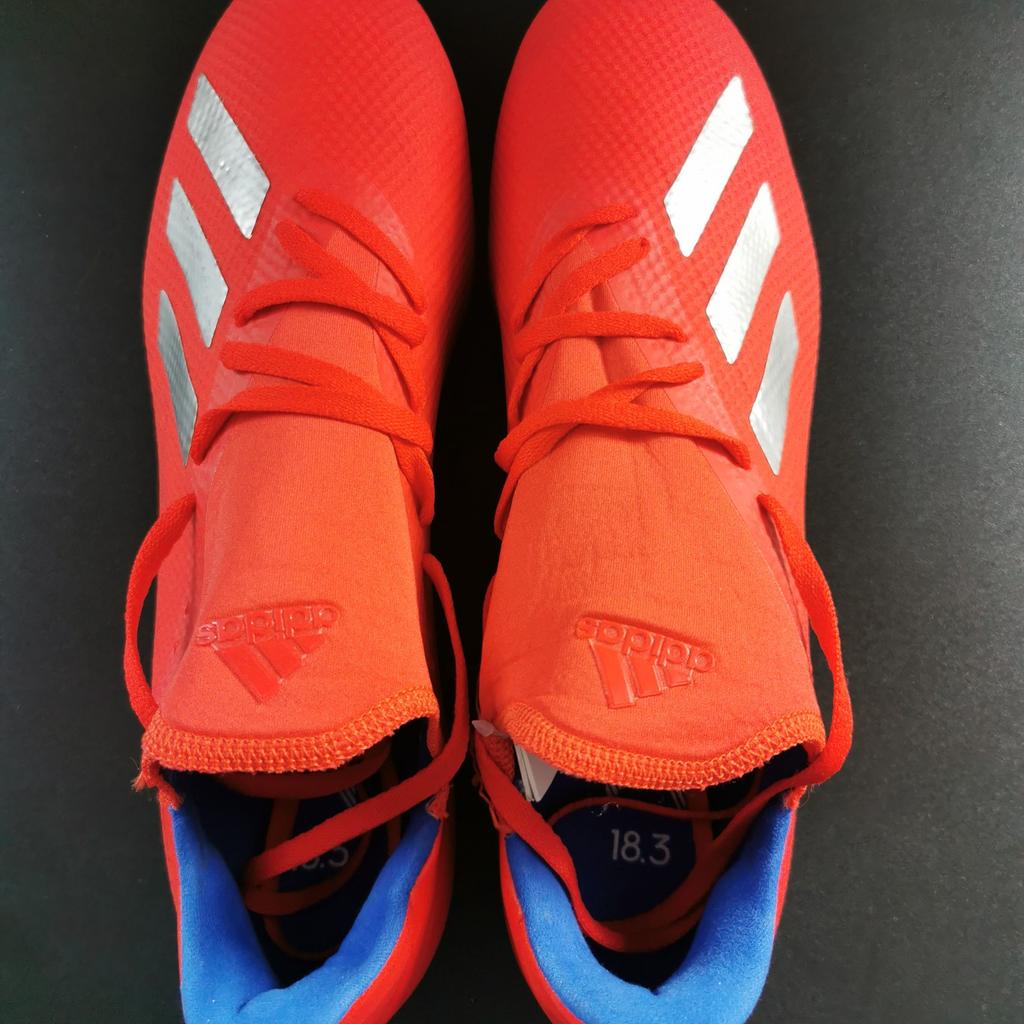Brand new Adidas Football Ground Boots X 18.3 FG size 9.5 UK, with tags.

Selling as they are a bit tight for me.