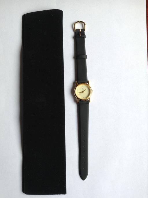 Buy & Sell West Midlands Wolverhampton - Photos for AVON LADIES QUARTZ WATCH