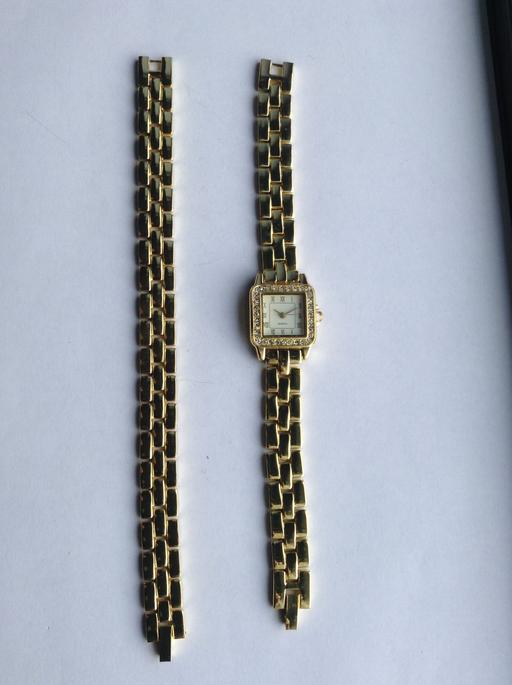 Buy & Sell West Midlands Wolverhampton - Photos for LADIES QUARTZ WATCH & BRACELET SET