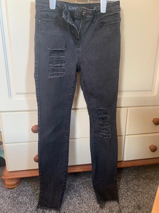 Buy & Sell Derbyshire Amber Valley - Photos for Ripped jeans