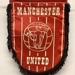 Vintage 1970’s Manchester United pennant.
£14 ono.