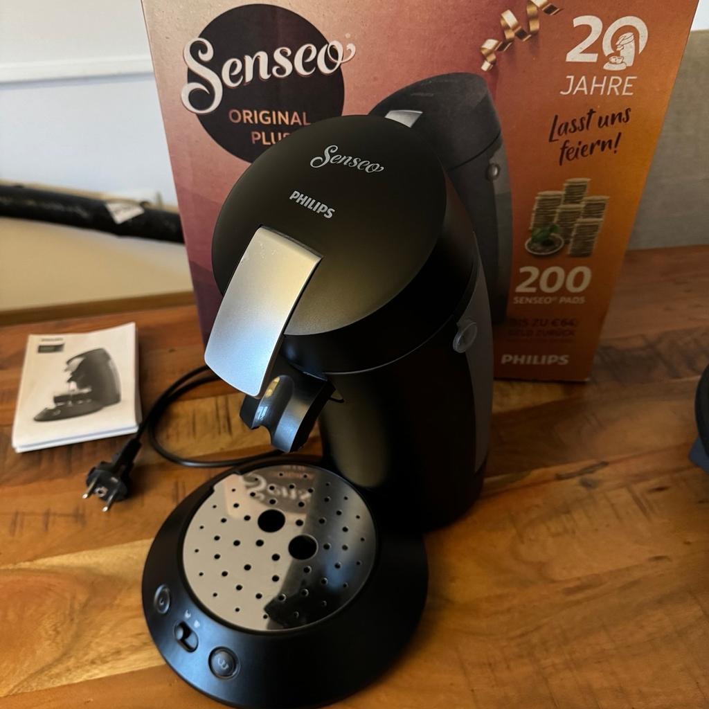 Ich verkaufe meine nur wenig benutzte Senseo Kaffepadmaschine.

Abholung in Thalkirchen oder Versand.

Für technische Details bitte folgen Link verwenden:

