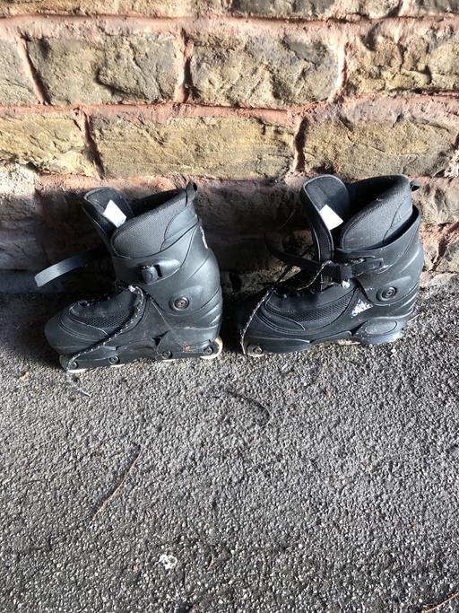 Buy & Sell Nottinghamshire Bassetlaw - Photos for Airwalk roller boots