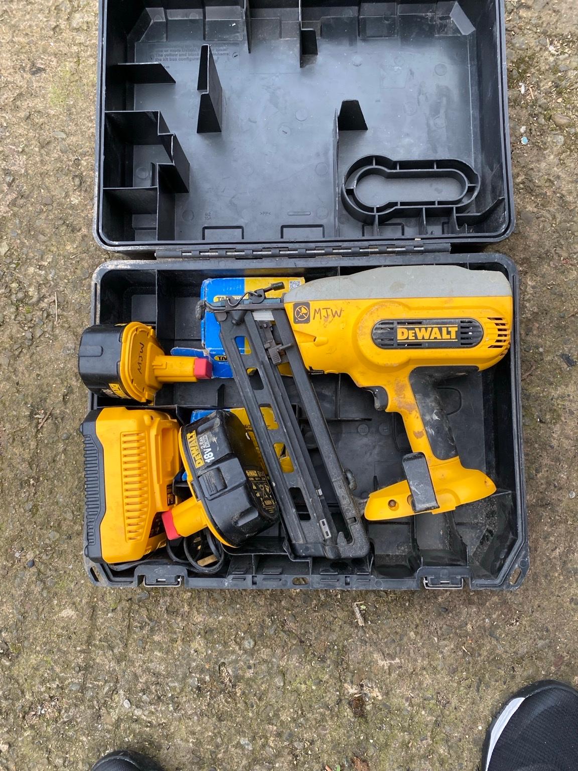 Dewalt dc618 outlet price