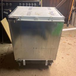 Used neff integrated fridge, front attaches to kitchen unit