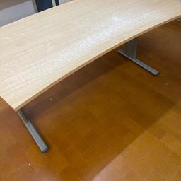 Schreibtisch zu verschenken

Maße Max 190 cm
Breite 85 cm

Variabel höhenverstellbar.

Abzuholen in Dornbirn