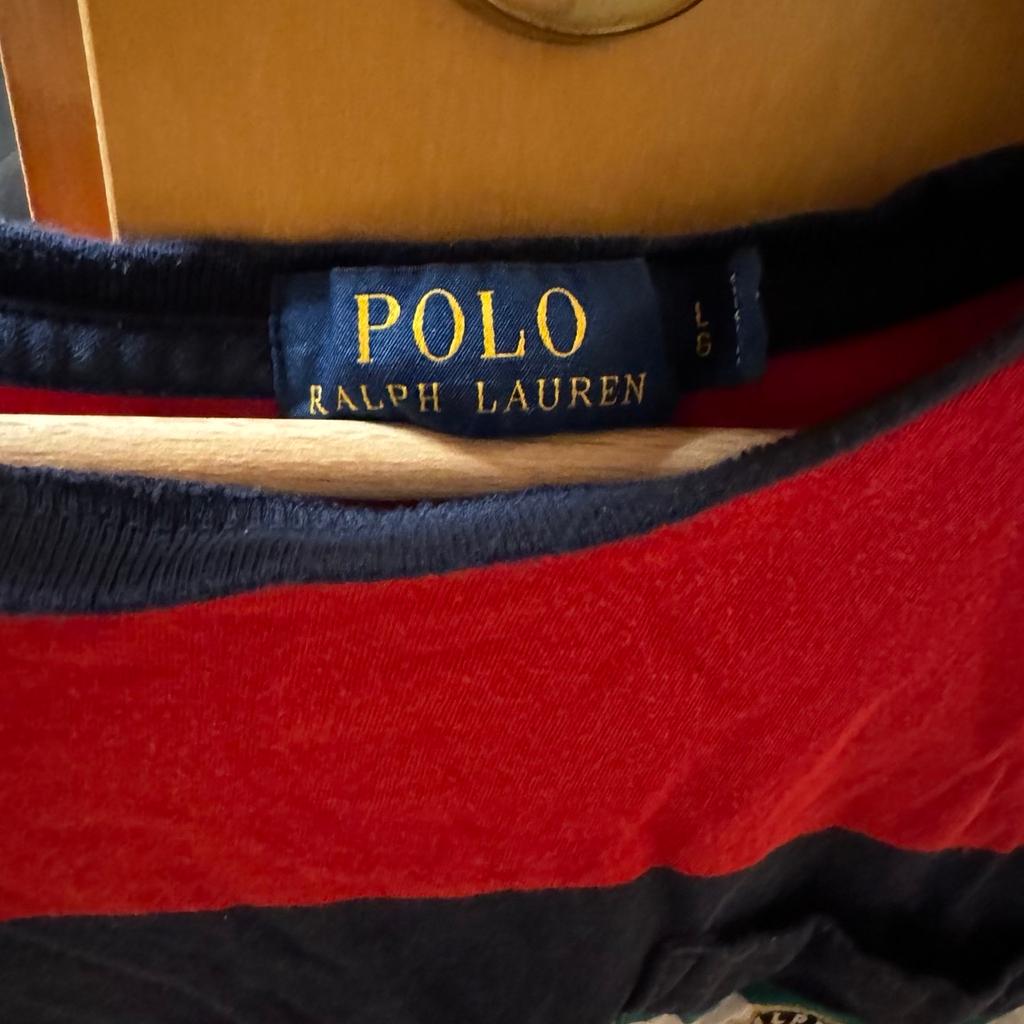 Verkaufe ein Tshirt Größe L für Herren. Ist von Polo Ralph Lauren. Passt leider nicht mehr. Ich bin selbst 1,76 groß.