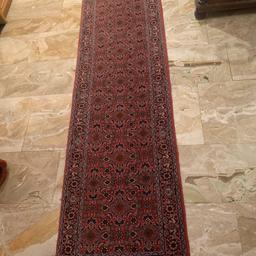 Teppichläufer handgeknüpft orientalisch. Wunderschöner hochwertiger Perserteppich. Neupreis € 2200.- L 247 x B 62 cm 