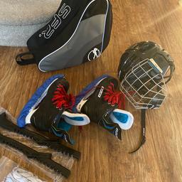 Bauer ice hockey helmet: size m
Bauer ice hockey skates light Pro II: size 3
Others: skates bag, skates guards (both plastic and cotton) waxed shoes laces and original laces.
All: 110 pounds
Collection only
Used for 6months only.