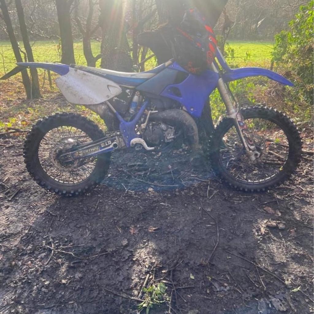 Yz 125 just been fully rebuilt fresh barrel piston and bottom end bearing recently changed the water pump seal and exhaust packing too it runs and rides perfect kicks first time every time just don’t have time to ride no swaps or offers do have the paper work to be made road legal too just never got round to it will take 1650 if gone today