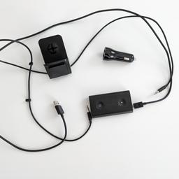 Amazon Echo Auto (Alexa)
	
Echo Auto lässt sich mit den meisten Fahrzeugen verbinden, die Bluetooth für die Audiowiedergabe unterstützen oder die über einen AUX-Eingang verfügen. 

Inklusive Halterung, Aux-Kabel und Stromadapter

Selbstabholung oder Versand gegen Kostenübernahme.

Der Verkauf erfolgt unter Ausschluss der Gewährleistung.