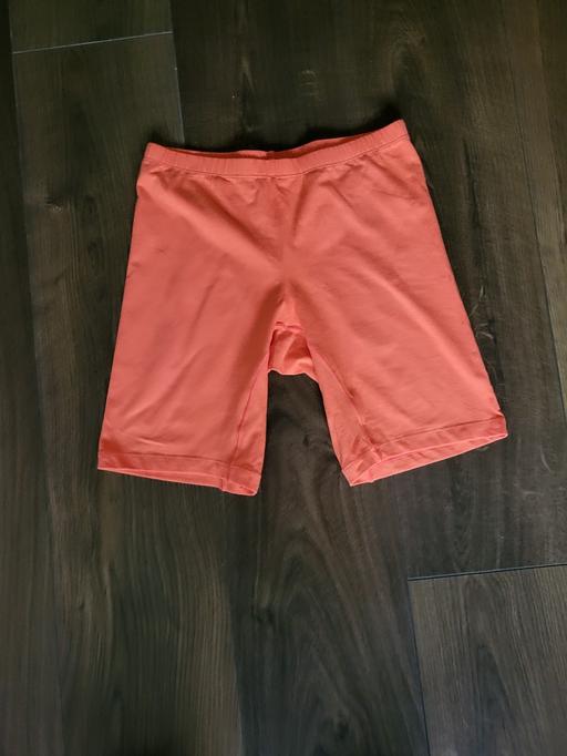 Buy & Sell West Midlands Sandwell - Photos for Orange Short Leggings Size M