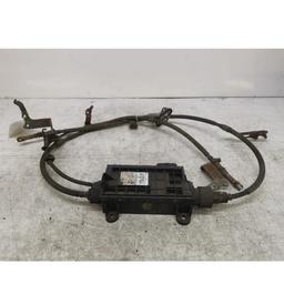 Hello good people
TOYOTA AVENSIS ELECTRIC HANDBRAKE MODULE WITH CABLES 2009 to 2019 , all in good working order