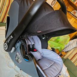 Autositz von Kiddy ( Evolution Pro 2) blau
wenige Male benutzt, sauber, keine Mängel.

Ein Autositz, der auf einer ISOFIX-Basis oder am Sicherheitsgurt befestigt wird. Der Kiddy Evolution Pro 2 hat einen gerippten Hightech-Rahmen und eine starke Schale, die Ihr Kind bei einem Aufprall schützt. Das innovative Lie-Flat-System ermöglicht es Ihnen, eine Liegeposition zu wählen, wenn der Sitz am Kinderwagengestell montiert ist

von der Geburt bis 15 Monate

für Kinder mit einer Körpergröße von 45-83