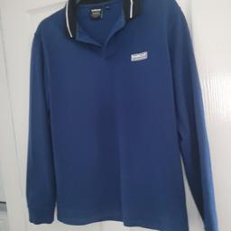 Lightweight Jumper in excellent condition only worn once really smart top. Collection only