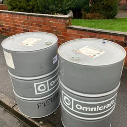 Can deliver for fuel
Also sell
30 litre steel £7 each
210 litre plastic £16 each
25 litre plastic £4 each