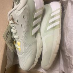 Postschuhe cheap adidas bestellen