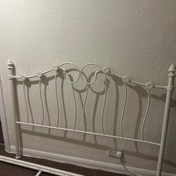 Still in great condition, some scratches but not on the visible area

Material: Metal

Finished in antique white colour with wooden sprung slats

Clearance to Floor: 32cm H
Primary Material Details: Steel

Overall size: 119cm H X 158cm W X 212cm L