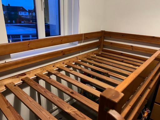 Buy & Sell East London Redbridge - Photos for SOLID PINE SINGLE BED BUNK FRAME