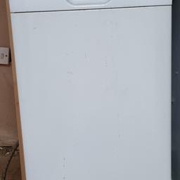 Used dishwasher. selling duento kitchen renovation. Collection only
