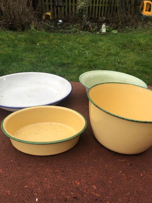 Buy & Sell West Yorkshire Kirklees - Photos for Vintage enamel bowls