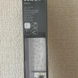 Never used roller blind bought for kitchen to late to take back , details in descriptions it is voile type material very nice with a leaf affect. PICK UP ONLY. Colour White.