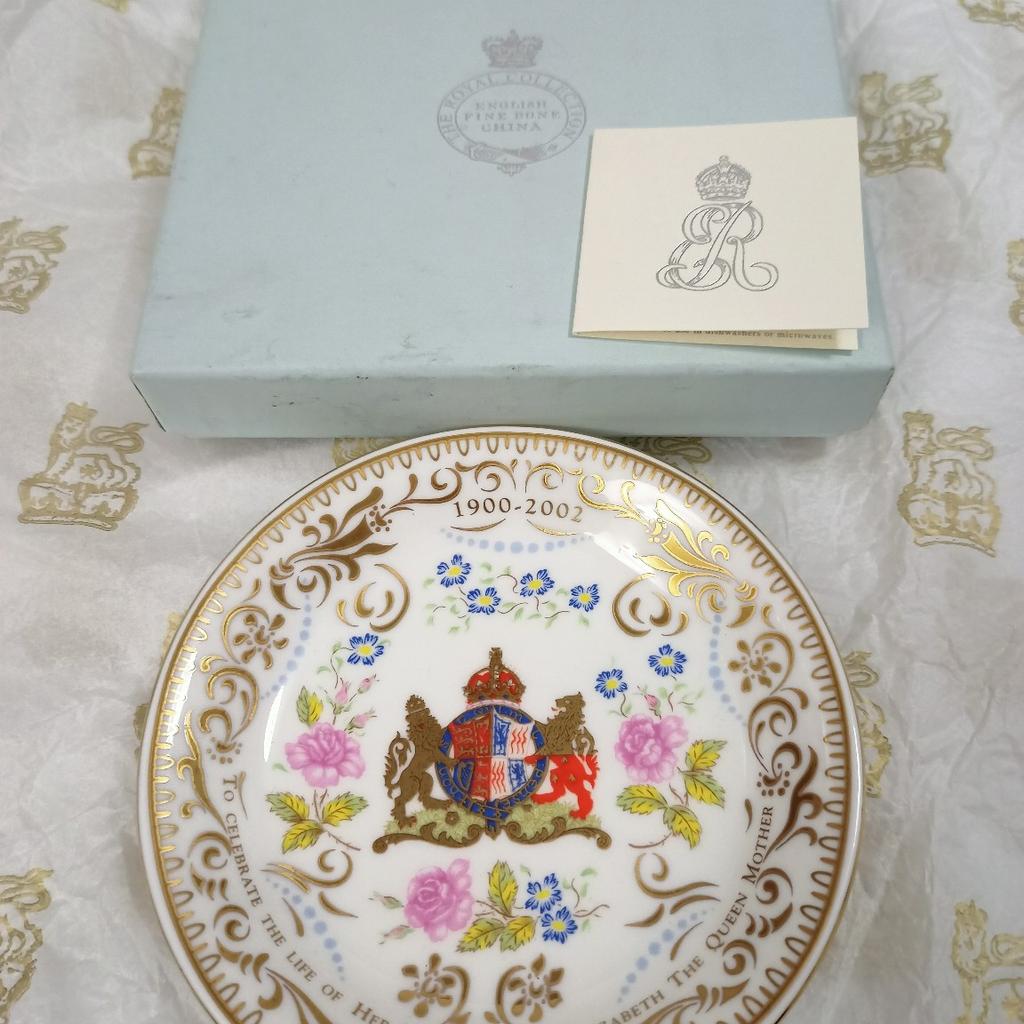 THE ROYAL COLLECTION ENGLISH FINE BONE CHINA. in B28 Birmingham für 9 ...