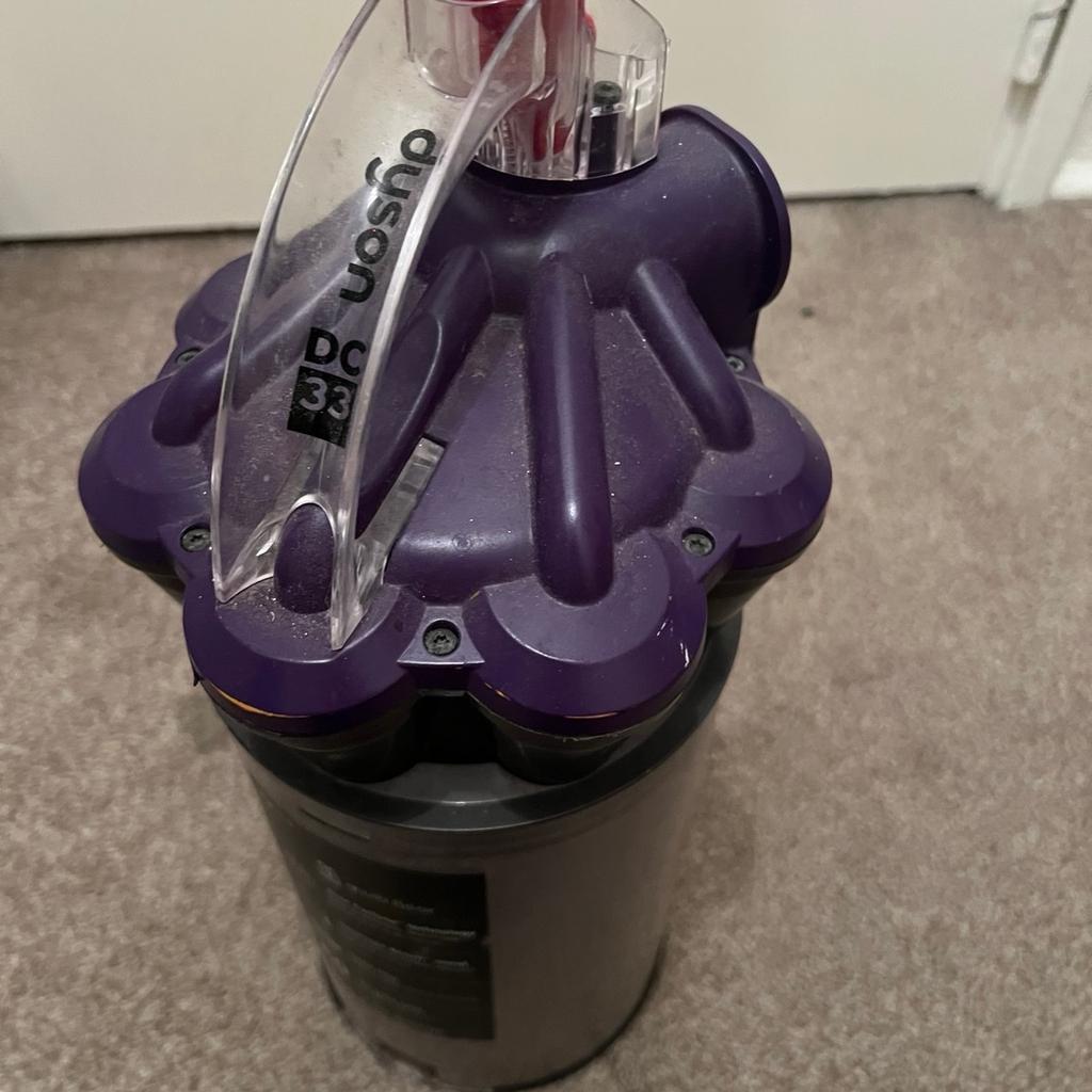 Hi welcome to this useful Dyson DC33 Bin Canister & Cyclone Assembly in very good condition collection from fulham Sw6 or post thanks