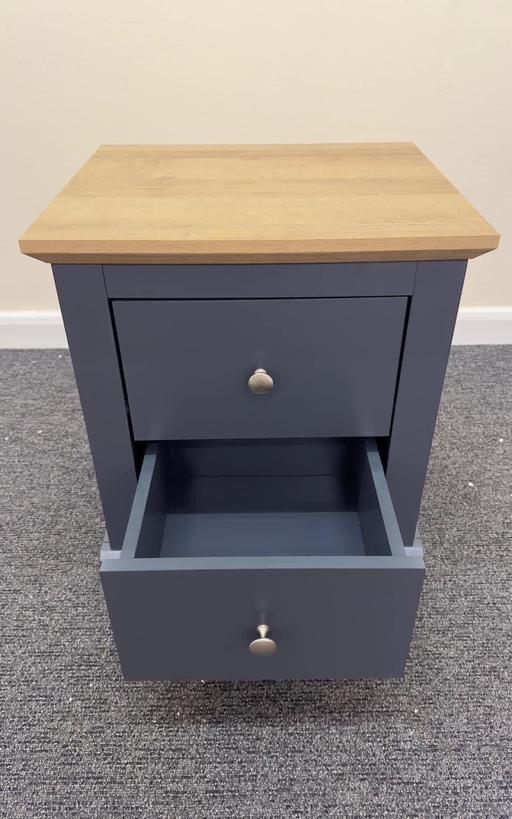 Buy & Sell South Yorkshire Rotherham - Photos for Devon 2 drawer bedside table