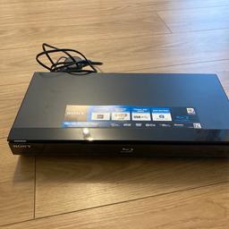 Sony Blu-ray DVD Player - Black - remote and cables included (BDP-S560)

Collection HA5
