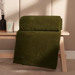 BRENTFORDS OHS KHAKI 150X200CM TEDDY FLEECE THROW

PRODUCT DETAILS
This range of supersoft teddy fleece throws from the Brentfords collection is perfect for use as a throw over furniture such as couches, beds and sofa beds. The soft plush material makes this the perfect blanket to snuggle up to, and the modern colours add a vibrant colour and decorative feel to any room. The thick weave will help you to keep exceptionally warm on those chilly nights. Its multi purpose use allows for travelling, glamping or camping as it can be easily rolled up and stored in a bag or in the car. Never be lonely again when you snuggle up to this blanket.

 
Double: 150 x 200cm approximately

 
Colour: Khaki

Material: 100% polyester - easy care.

Includes: 1 x teddy fleece soft bedspread.

Washing Instructions: Machine washable at 30°C

Brand: Brentfords