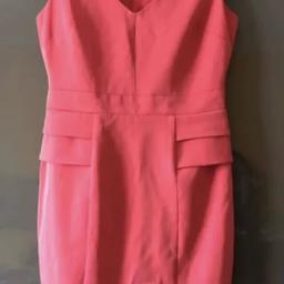 Size 10 Petites Ladies Gorgeous BNWT Dorothy Perkins Special Occasion Pink Day/Evening Pencil Fashion Dress £8.99…Strood Collection or Post A/E….💕

Check out my other items…💕

Message me if wanting multi items save on postage…💕