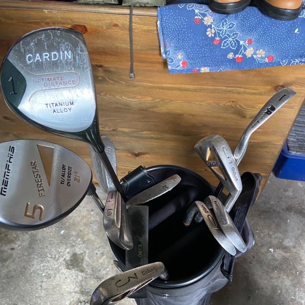 2 sets of golf clubs
1 x blue bag and clubs bought from new. £45
1 x black bag and clubs which are a mixture of makes.£25. Possibly used 3/4 times.Have been reduced£££££
These have been stored away in a garage for years
My people did not take to golf!!!
Cash and collection only L12