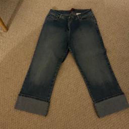 Nexts Cropped Off Ladies Jeans Size 14 Regular Fit Collection Only From Rowley Regis (B659RB ) No Offers Or Time Wasters