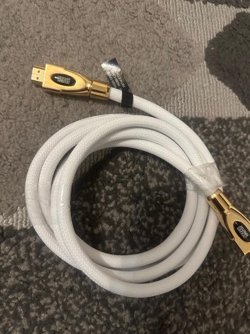 Buy & Sell East London Cann Hall - East London - Photos for HDMI cable