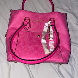Never been used but not sure if authentic so selling as a standard ladies handbag.