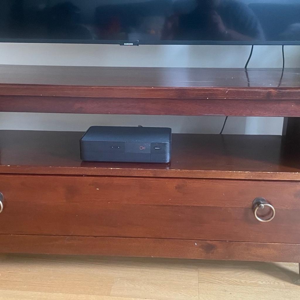 Coffee table: L 120x D 60 x H 50 CM
TV Cabinet L111 x D37 xH 52 CM

Sell it for £60 each VS £100 for both.
COLLECTION ONLY.
Originally bought it from John Lewis, please pm me for more info.