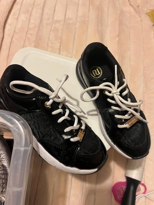 Buy & Sell Flintshire - Wales Ewloe - Flintshire - Photos for River Island girls trainers size 13