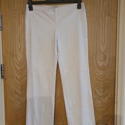 Emporio Armani Trousers
Size 44 Small
Same Day Posting
Happy To Post
Or Deliver Local For Fuel