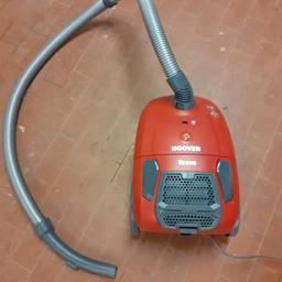 ASPIRAPOLVERE HOOVER 2000 WATT in 00132 Roma für 30,00 € zum Verkauf