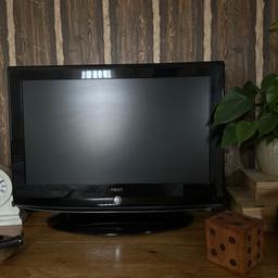 Neon television , good condition. LCD tv/ view DVD player cello/ neon 26”. Remote control included….Cheap quick sell
