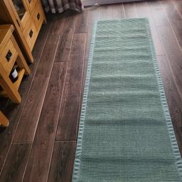 Hall runner never used rubber backing 6ft by 2ft