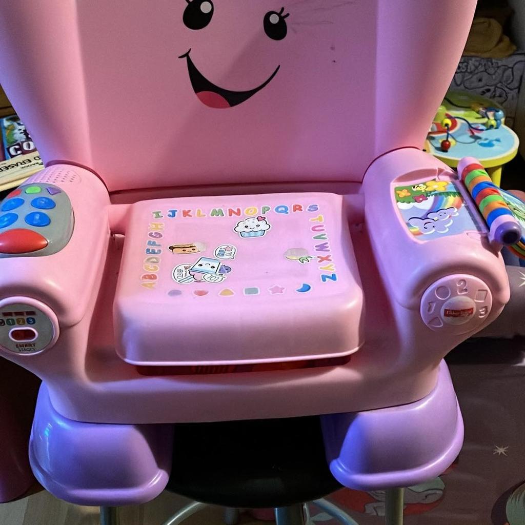 INTERACTIVE BABY ACTIVITY CHAIR - Introduce them to a whole new world of sit and play fun with the Fisher-Price Laugh & Learn Smart Stages Pink Baby Chair SENSORY TOYS FOR 1 YEAR OLD BOYS AND GIRLS - Our toddler toys for 1+ year old girls and boys are packed full of new stimulating ways to learn and play with 50+ sing-along songs, tunes and phrases that teach numbers, shapes, colours and more Includes a magic kids chair seat, illustrated flip book and light-up remote to reward sitting, standing and busy activity with fun phrases, sounds and songs, while the cushion lifts up to reveal even more surprises

Collection only