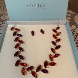 Eternal collection 
Necklace and matching earrings for pierced ears