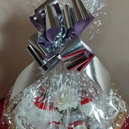 Luxury gift Hamper.
Handmade with Love.
Can post it or collection available if preferred.
From Smoke and Pet free home.
Sorry no returns accepted.
Feel free to message anytime.
Thanks for Looking!